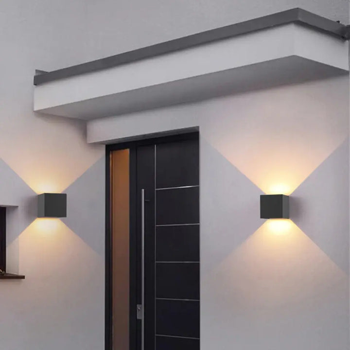 Lisslune | Rechargeable wall lamp with sensor