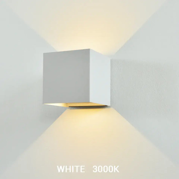 Lisslune | Rechargeable wall lamp with sensor