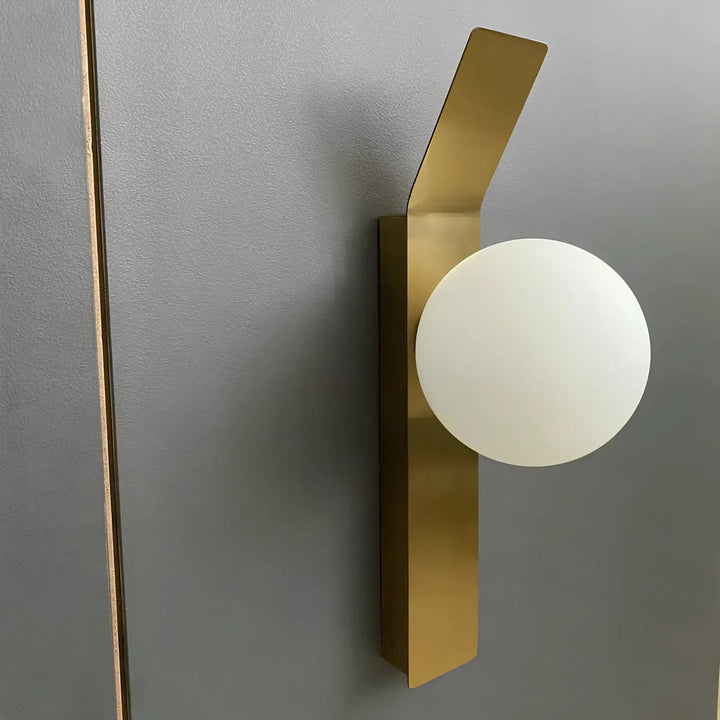 Lisslune | GlowVance Elegant LED Wall Light – Adjustable Brightness & Remote Control