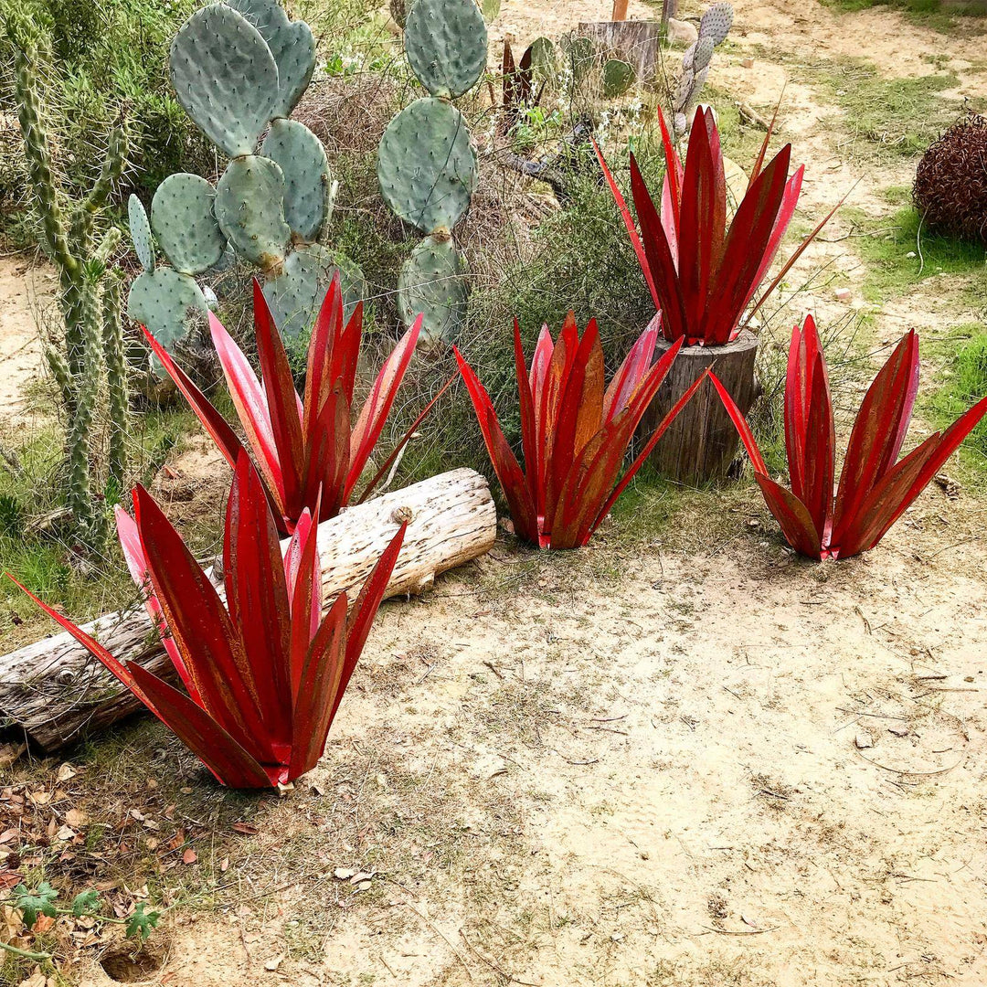 Lisslune | Eternal Agave – Handcrafted Rust-Proof Metal Garden Sculpture for Indoor & Outdoor Decor
