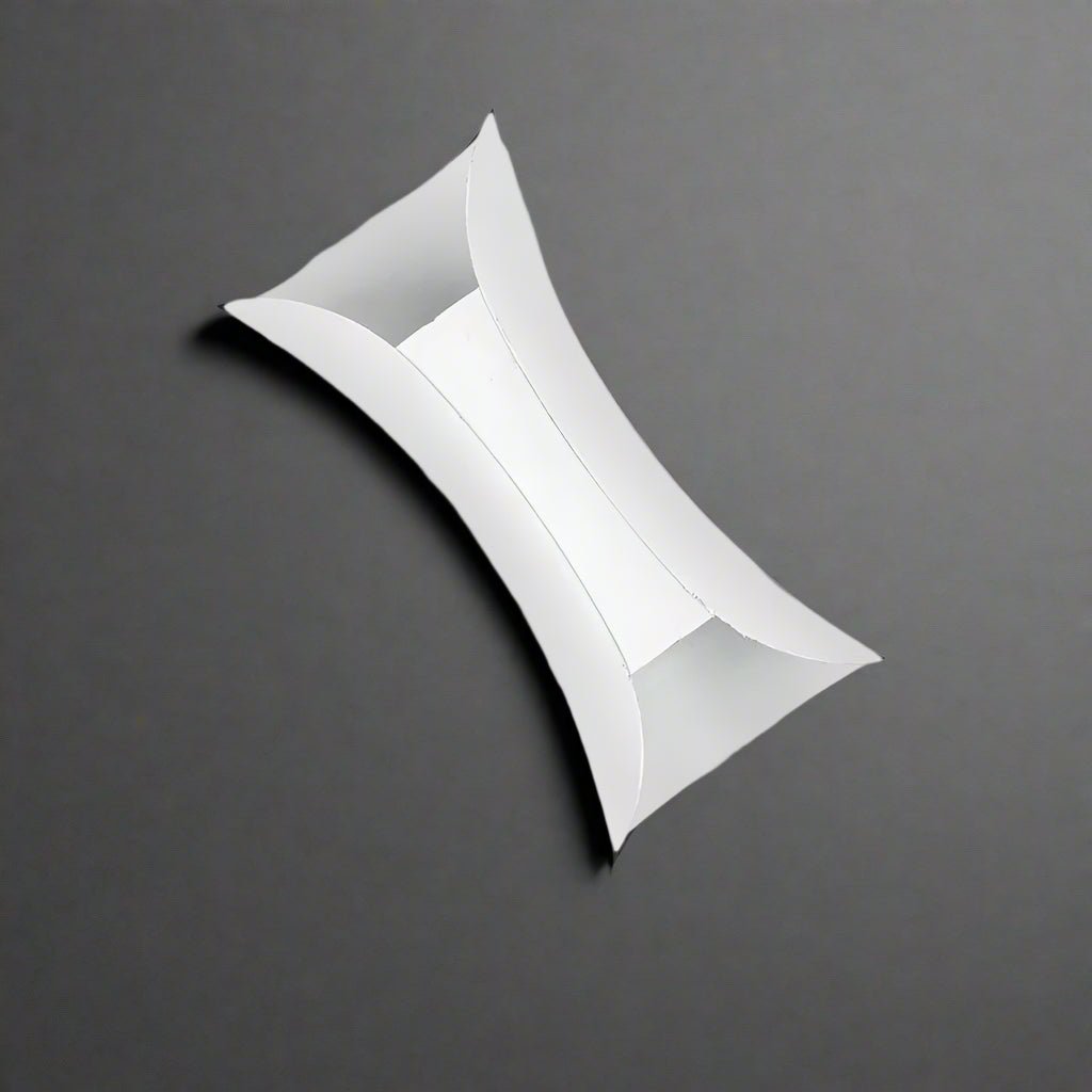 Lisslune | LUXEFLARE – Weatherproof Curved LED Wall Lamp for Modern Outdoor Spaces