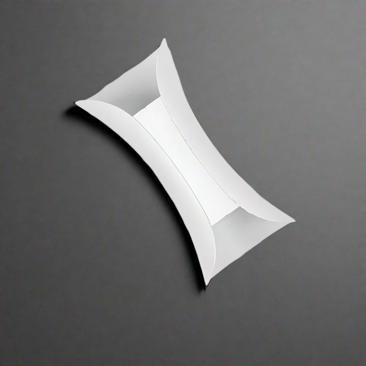 Lisslune | LUXEFLARE – Weatherproof Curved LED Wall Lamp for Modern Outdoor Spaces