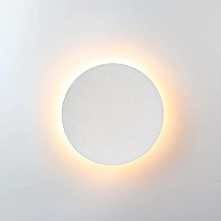 Lisslune | GLOWARC – Modern Outdoor LED Wall Lamp for Stylish Facades & Entrances