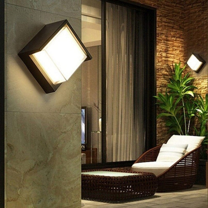 Lisslune | SAFEGLIMMER – Outdoor LED Wall Light with Motion Sensor for Safety & Style