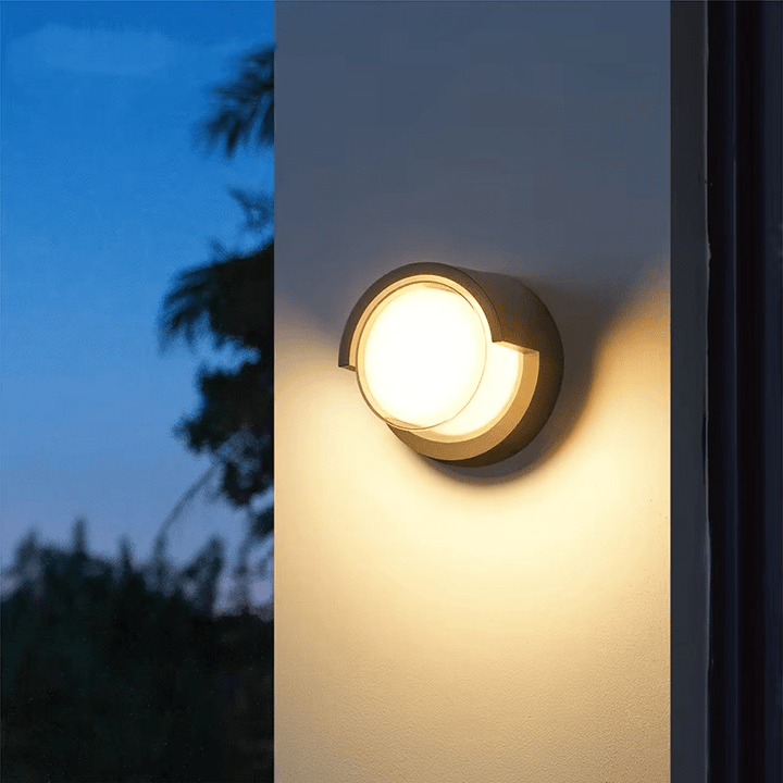 Lisslune | SAFEGLIMMER – Outdoor LED Wall Light with Motion Sensor for Safety & Style
