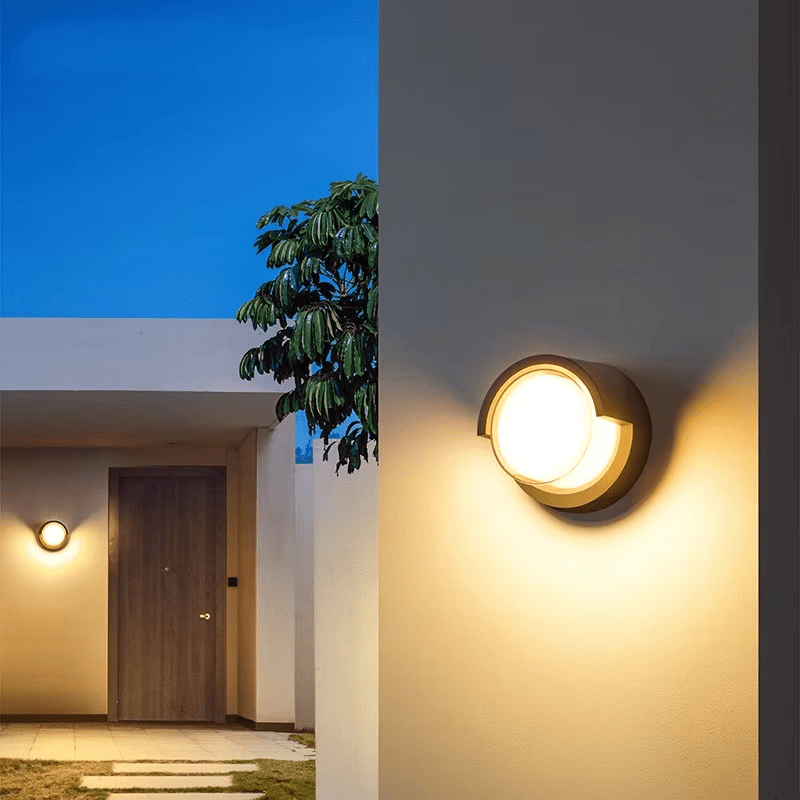 Lisslune | SAFEGLIMMER – Outdoor LED Wall Light with Motion Sensor for Safety & Style