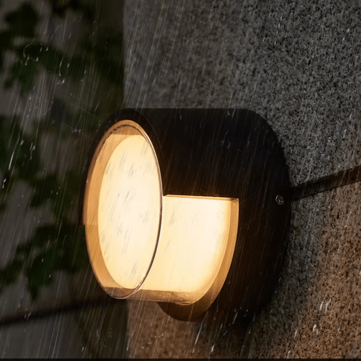 Lisslune | SAFEGLIMMER – Outdoor LED Wall Light with Motion Sensor for Safety & Style