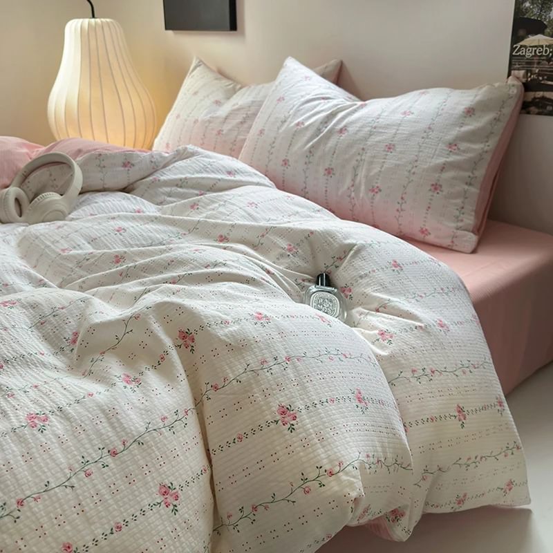 Rynx | Pale Pink Thin Floral Stripe Bedding Set