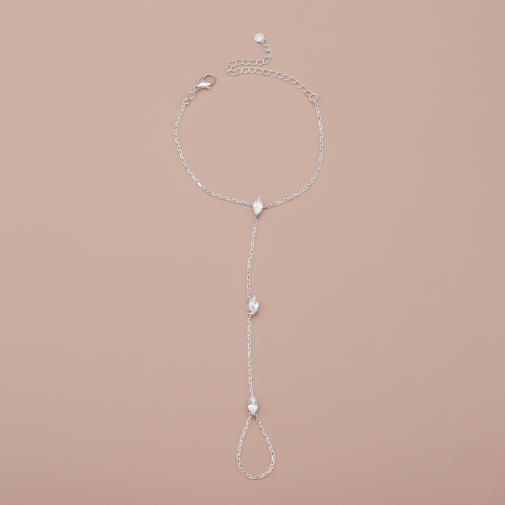 Lisslune | PalmGrace – Adjustable Finger Ring Palm Bracelet with Radiant Crystals