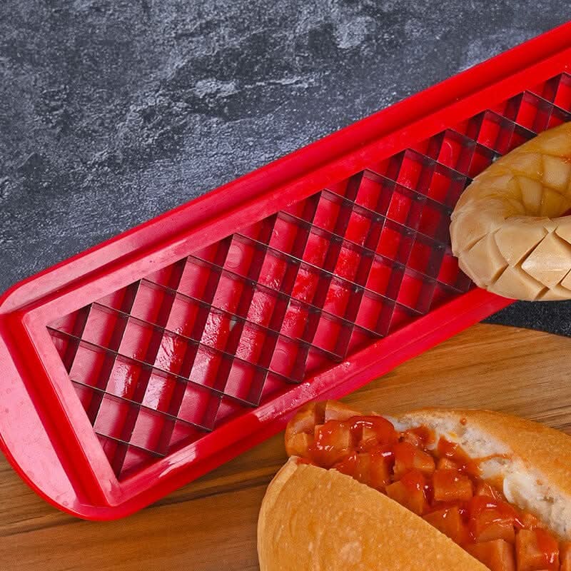 Lisslune | Hot Dog Slicer – Criss-Cross Slots for Even Cooking