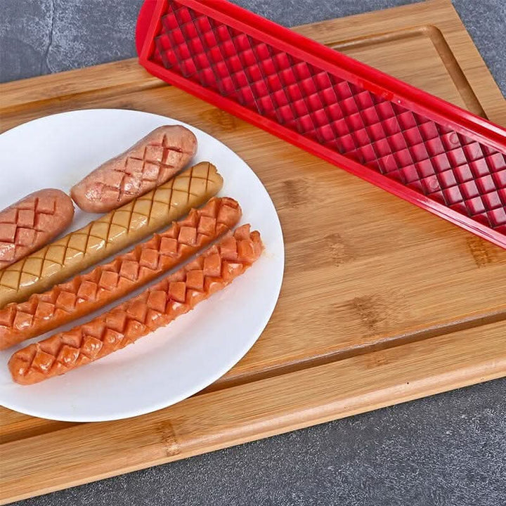 Lisslune | Hot Dog Slicer – Criss-Cross Slots for Even Cooking