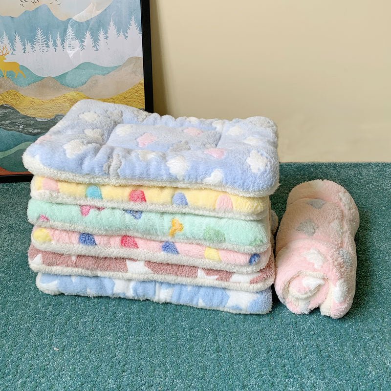 Lisslune | SNUGCLOUD – Fluffy Fleece Pillow for Relaxed Pet Sleep