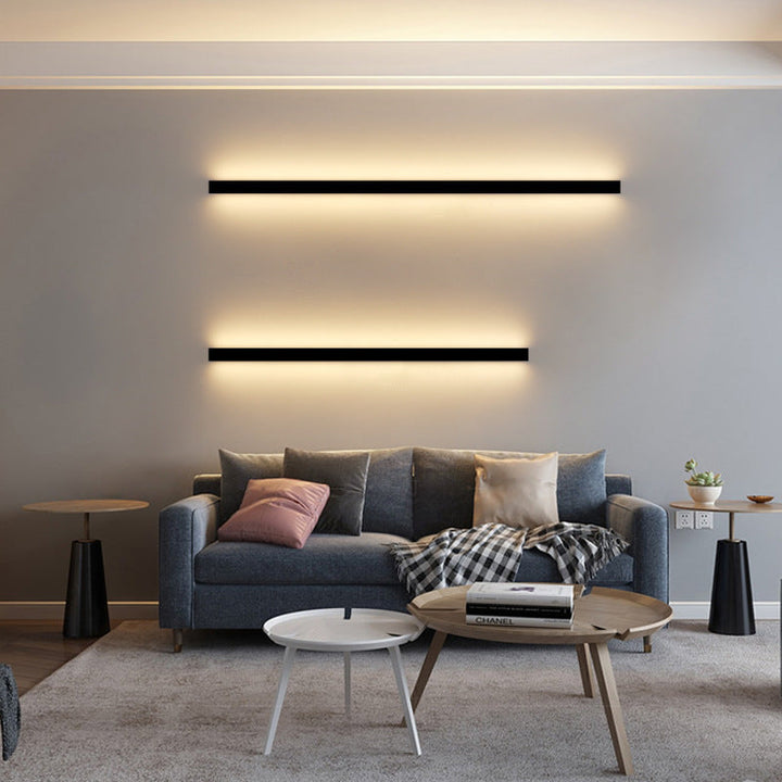 Lisslune | Linear minimalist and modern wall lamp