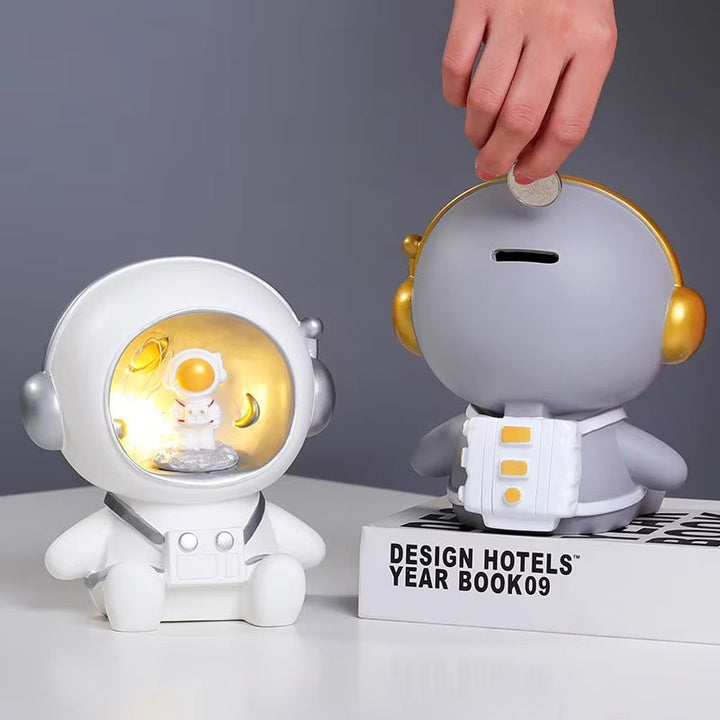 Lisslune | 2-in-1 Astronaut Piggy Bank & Night Lamp For Kids