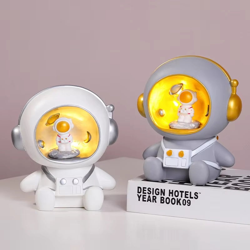 Lisslune | 2-in-1 Astronaut Piggy Bank & Night Lamp For Kids