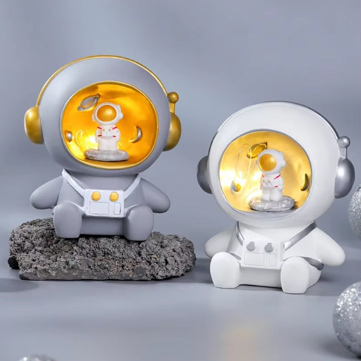 Lisslune | 2-in-1 Astronaut Piggy Bank & Night Lamp For Kids