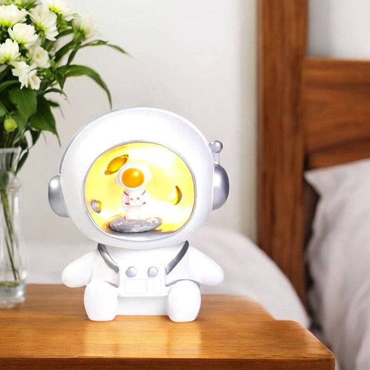 Lisslune | 2-in-1 Astronaut Piggy Bank & Night Lamp For Kids