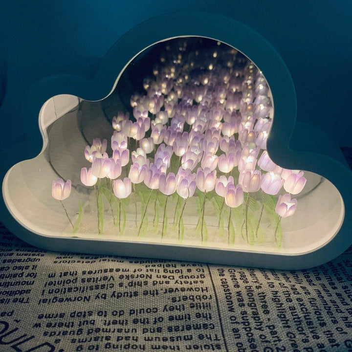 Lisslune | Tulip Cloud LED Mirror – Magical Light & Decorative Design