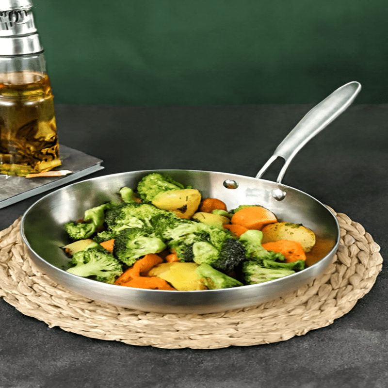 Lisslune | PinnaclePan – Uncoated Surface for Preserving Natural Flavors