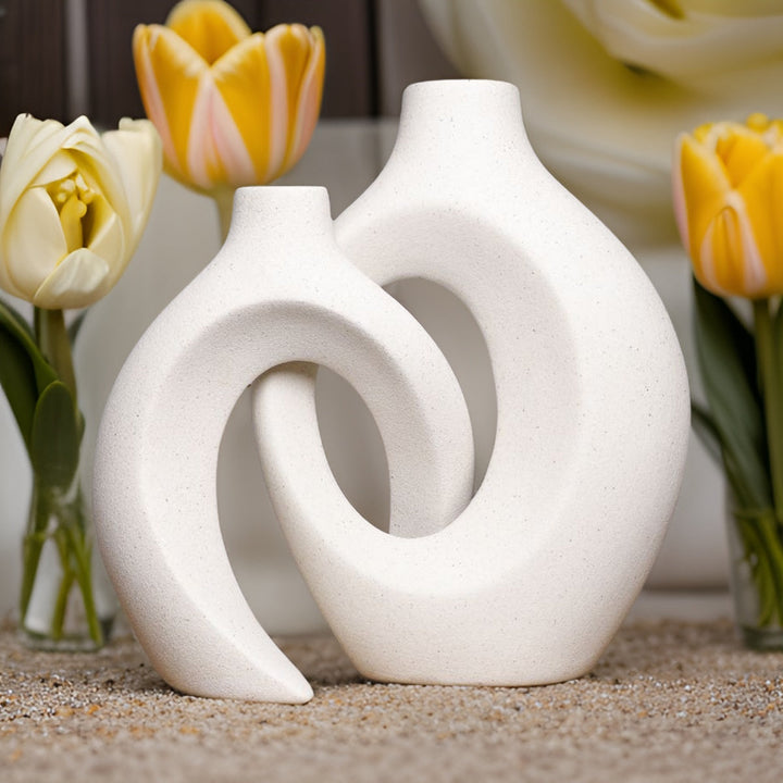 Lisslune | Gleora Intertwined Ceramic Flower Vase – Elegant Decorative Centrepiece for Modern & Classic Interiors