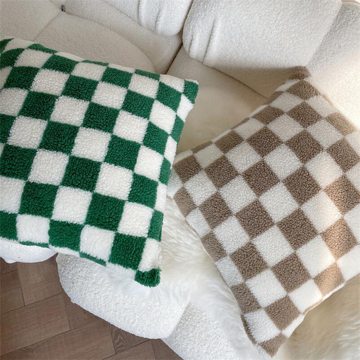 Lisslune | Plush Fleece Checkered Pillowcase