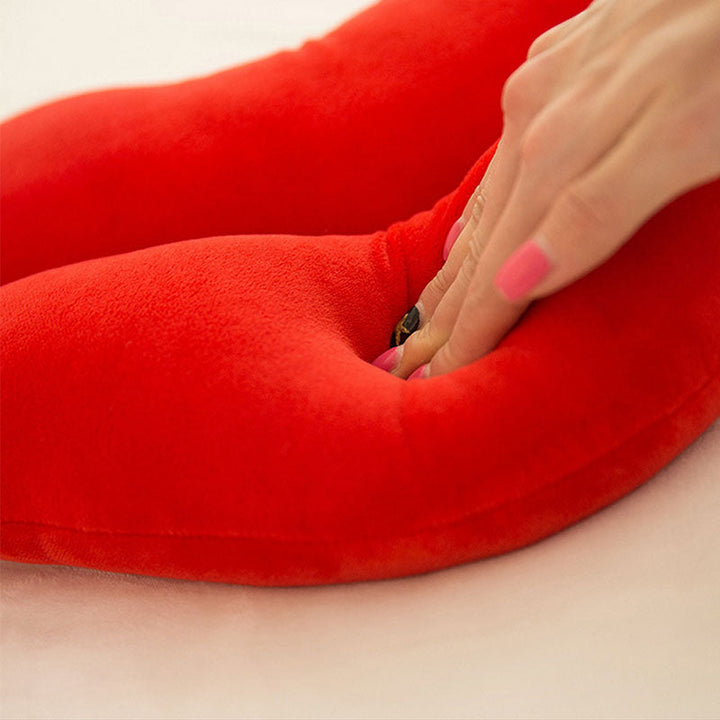 Lisslune | Plush Lip Pillow