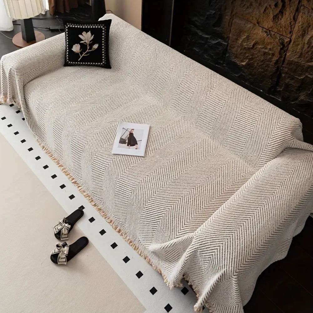 Lisslune | CUSHVIVE – Herringbone Sofa Cover with Splash Protection and Non-Slip Design