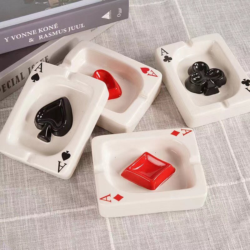 Lisslune | AceTray – Playing card-inspired rectangular ceramic ashtray