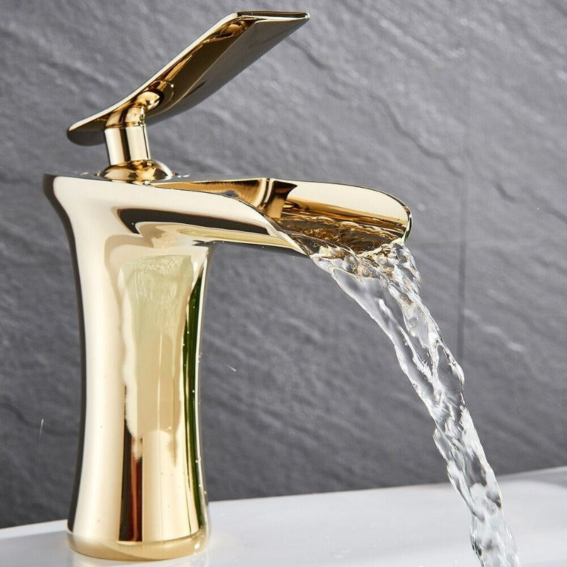 Lisslune | Modern Waterfall Bathroom Tap – Stylish Design & Elegant Water Flow