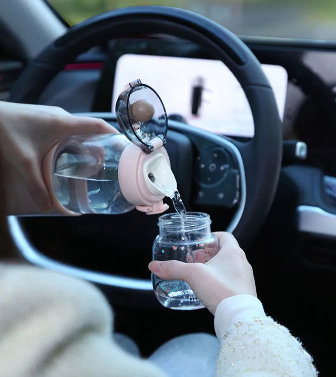 Lisslune | Portable bottle warmer with temperature display – Compact solution for on the go