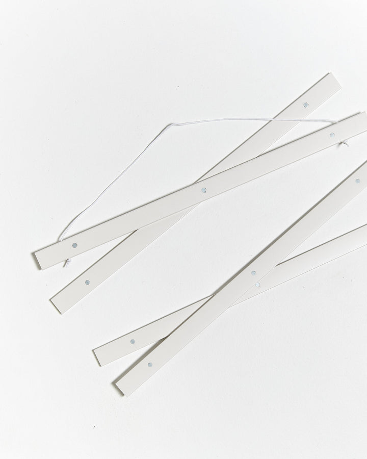 Lisslune | Magnetic white wooden poster hanger, 30 cm