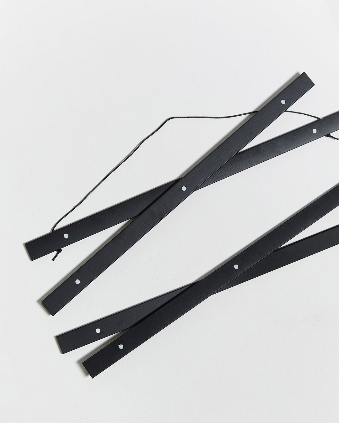 Lisslune | Magnetic black wooden poster holder, 50cm