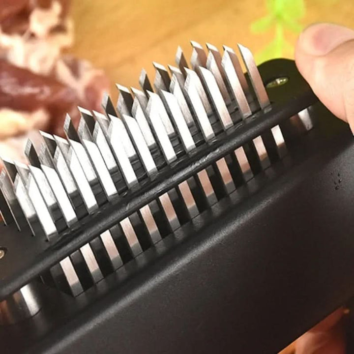 Lisslune | Meat Tenderizer with 48 Stainless Steel Blades – Easy & Safe Use