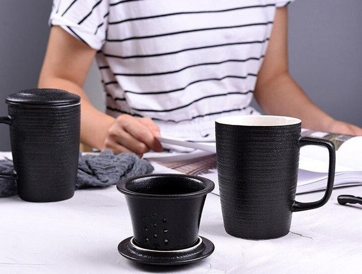 Lisslune | Ceramic Tea Infuser Mug With Lid