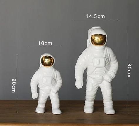 Lisslune | AstroPlanters - Unique Astronaut Flower Vases