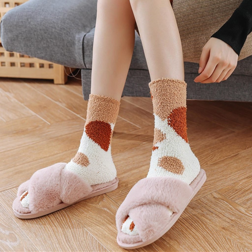 Lisslune | Padded Cat Winter Socks (Size 38-44)