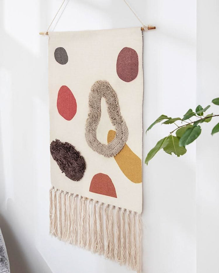 Lisslune | Handwoven Cotton Wall Tapestry with Geometric Pattern