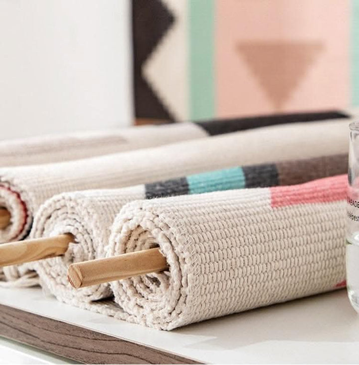 Lisslune | Handwoven Cotton Wall Tapestry with Geometric Pattern
