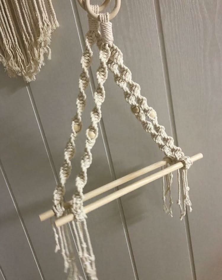 Lisslune | TWYLO - Macrame Paper Towel Holder