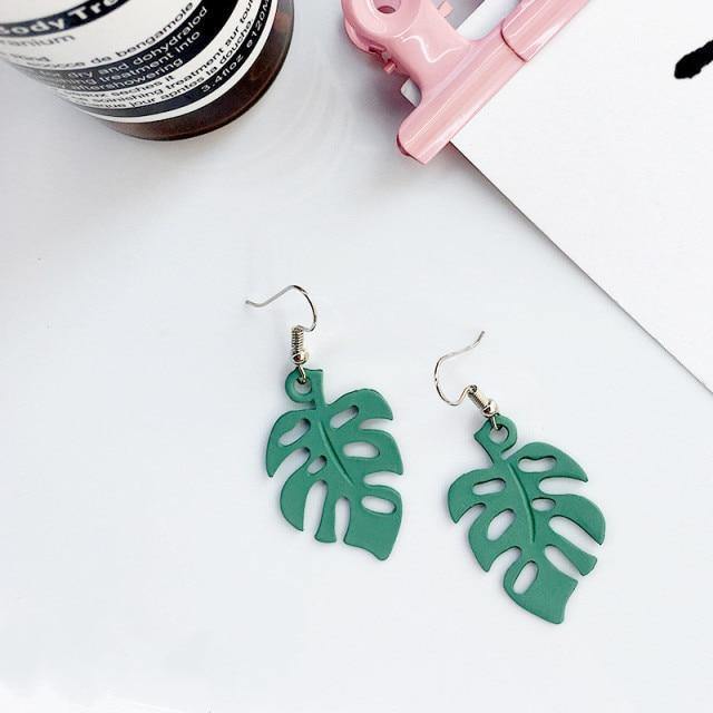 Lisslune | NatureChic Monstera Earrings | Dangle Style | Timeless Jewelry