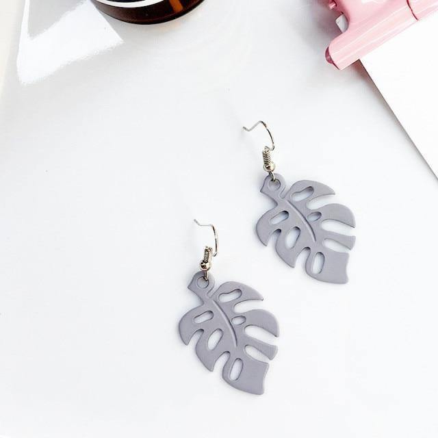 Lisslune | NatureChic Monstera Earrings | Dangle Style | Timeless Jewelry