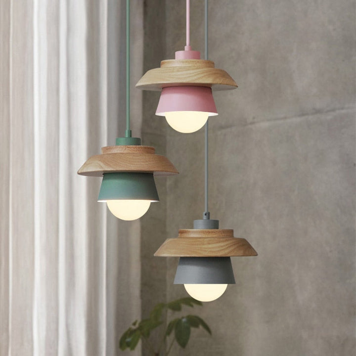 Lisslune | Pendant lights made of Nordic wood