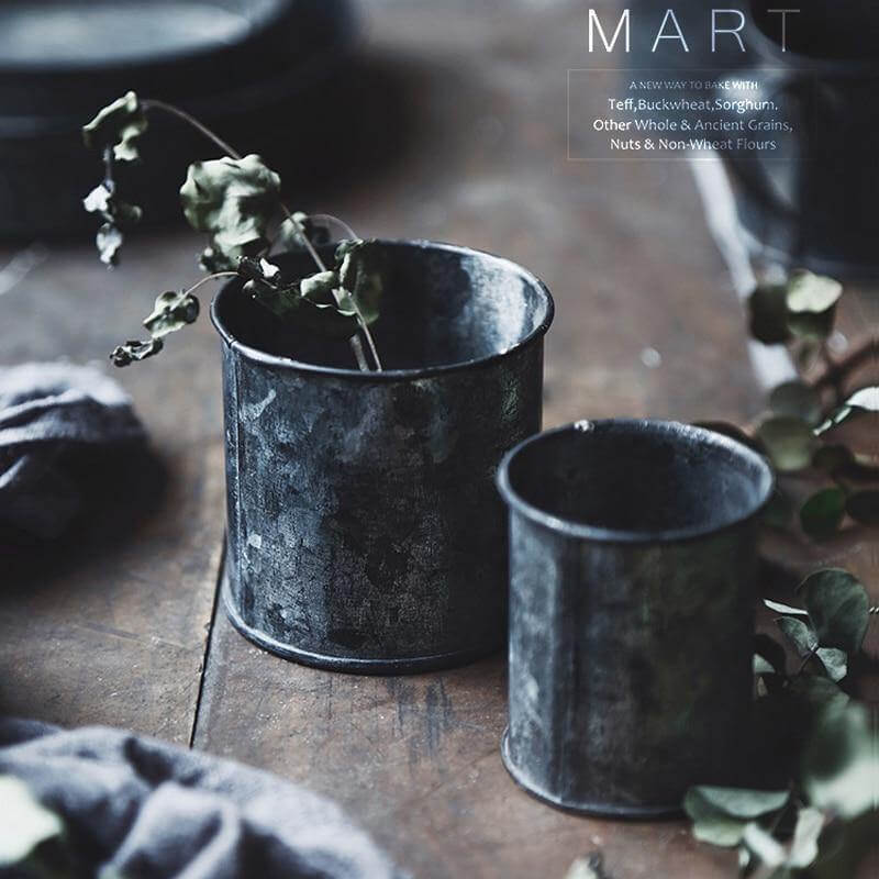 Lisslune | Rustic Wrought Iron Serving Set