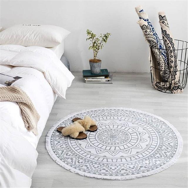 Lisslune | Moroccan Boho rug with tassels