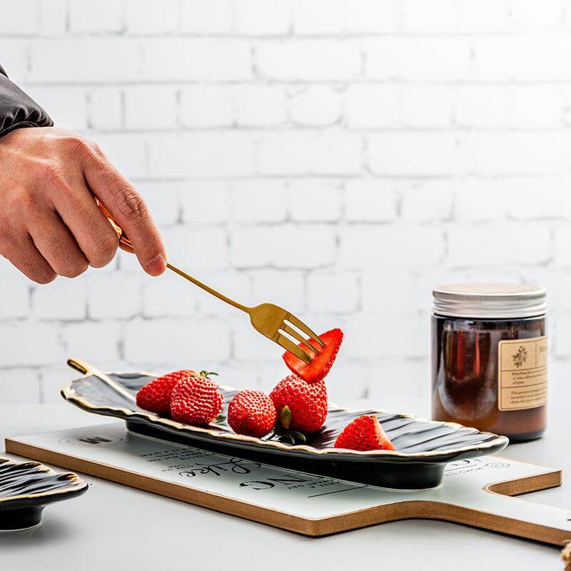 Lisslune | Creative Gold Color Ceramic Plate Set