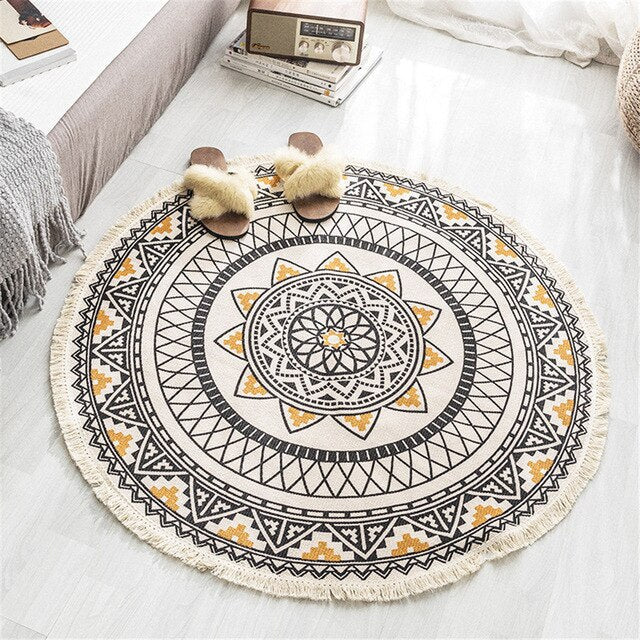Lisslune | Mira Mandala Accent Rug