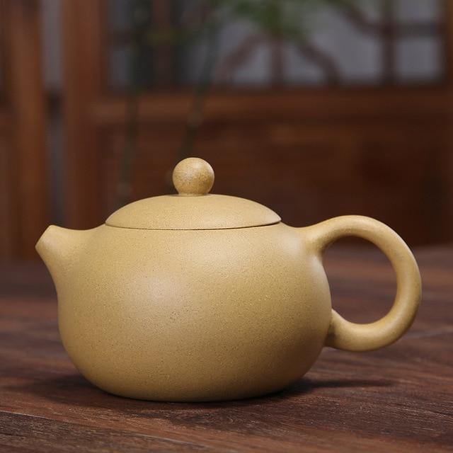 Lisslune | Vintage Artsy Teapot