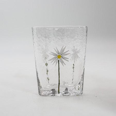 Lisslune | Drinking bowl set with flower and gold rim