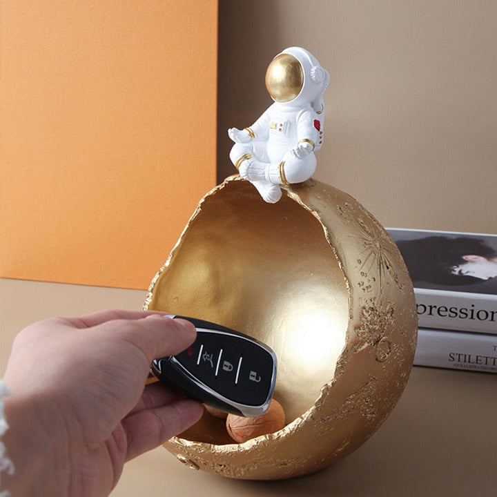 Lisslune | Astronaut Organizer Sculpture