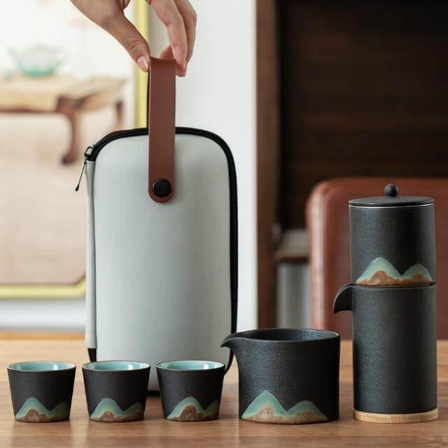 Lisslune | Portable Travel Ceramic Mountain Teapot With 3 Cups